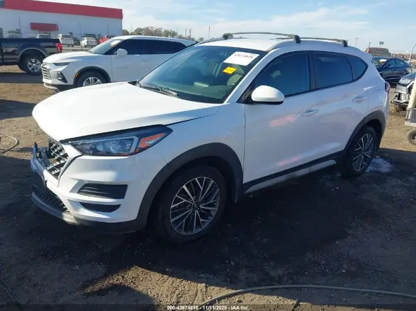 KM8J33AL9MU313922 2021 HYUNDAI TUCSON - Image 2