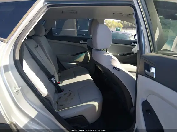 KM8J33AL9MU372114 2021 HYUNDAI TUCSON - Image 8
