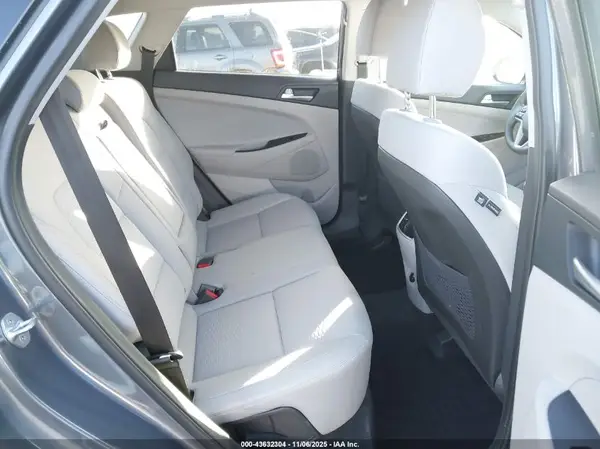 KM8J33AL9MU408691 2021 HYUNDAI TUCSON - Image 8