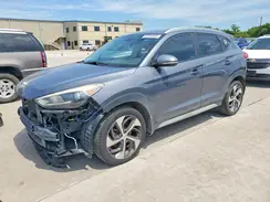 KM8J33ALXJU745592 2018 HYUNDAI TUCSON