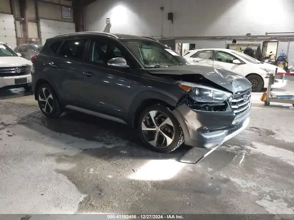 KM8J33ALXJU750243 2018 HYUNDAI TUCSON - Image 1