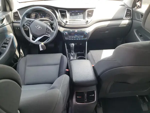 KM8J33ALXJU764322 2018 HYUNDAI TUCSON - Image 8