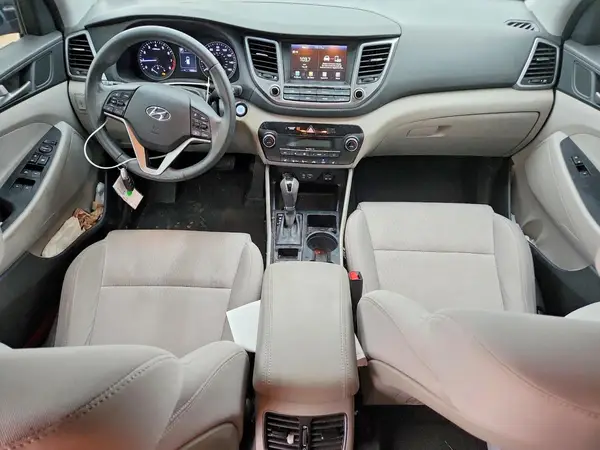 KM8J33ALXJU767429 2018 HYUNDAI TUCSON - Image 8
