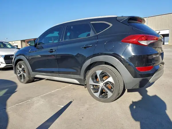 KM8J33ALXJU805774 2018 HYUNDAI TUCSON - Image 2