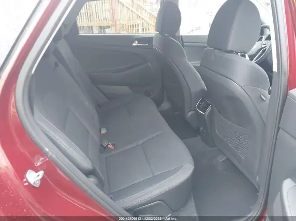 KM8J33ALXKU003114 2019 HYUNDAI TUCSON - Image 8