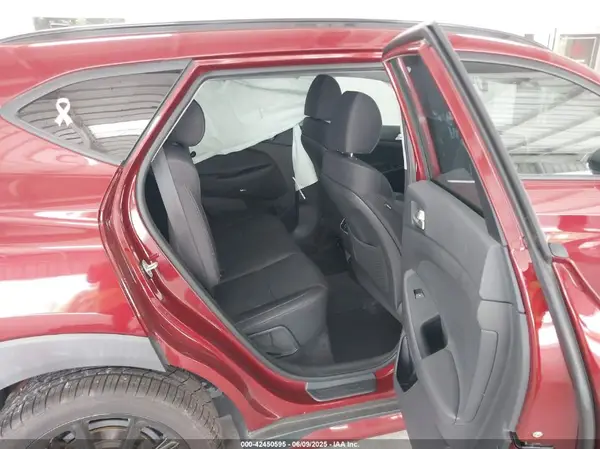 KM8J33ALXKU020124 2019 HYUNDAI TUCSON - Image 8