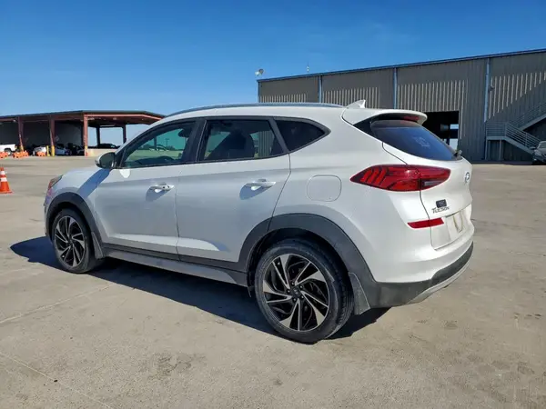 KM8J33ALXKU848125 2019 HYUNDAI TUCSON - Image 2