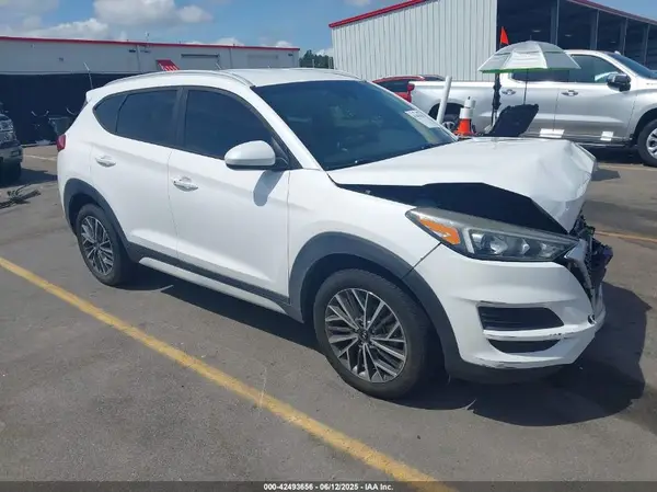KM8J33ALXKU875910 2019 HYUNDAI TUCSON - Image 1