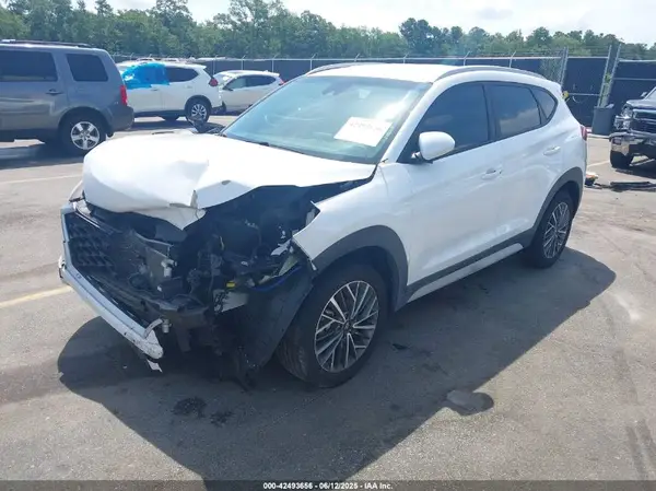 KM8J33ALXKU875910 2019 HYUNDAI TUCSON - Image 2