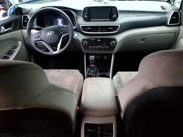 KM8J33ALXKU894585 2019 HYUNDAI TUCSON - Image 8