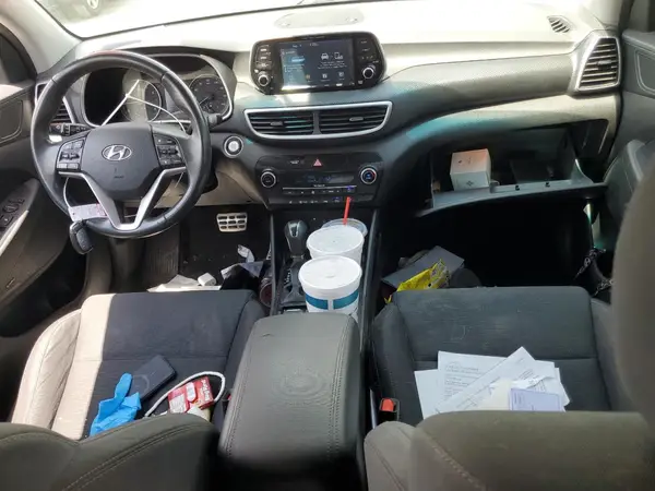KM8J33ALXKU941727 2019 HYUNDAI TUCSON - Image 8