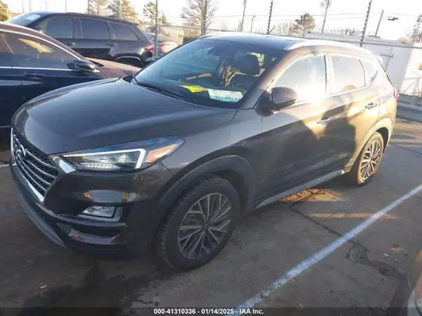 KM8J33ALXKU964702 2019 HYUNDAI TUCSON - Image 2
