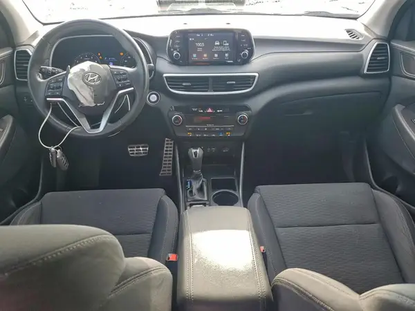 KM8J33ALXKU972587 2019 HYUNDAI TUCSON - Image 8
