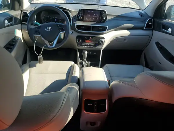 KM8J33ALXKU974887 2019 HYUNDAI TUCSON - Image 8
