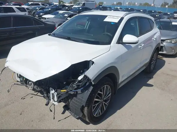 KM8J33ALXKU984237 2019 HYUNDAI TUCSON - Image 2