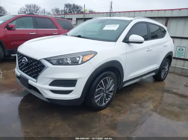 KM8J33ALXLU122895 2020 HYUNDAI TUCSON - Image 2