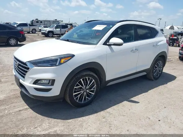 KM8J33ALXLU132424 2020 HYUNDAI TUCSON - Image 2