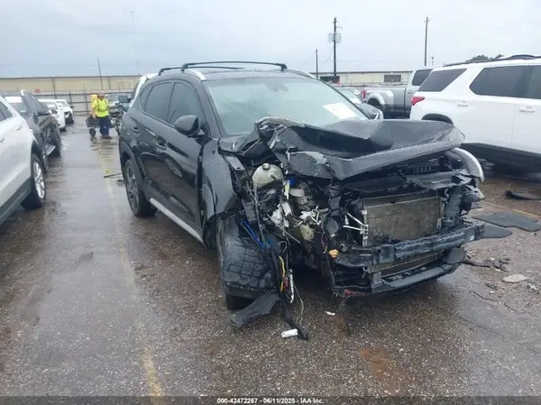KM8J33ALXLU173166 2020 HYUNDAI TUCSON - Image 1