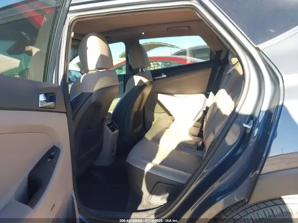 KM8J33ALXLU178545 2020 HYUNDAI TUCSON - Image 8
