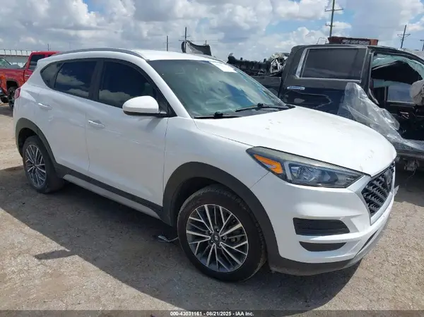 KM8J33ALXLU227579 2020 HYUNDAI TUCSON - Image 1