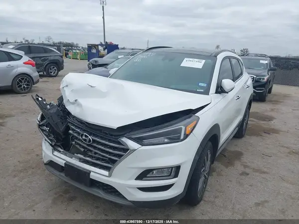 KM8J33ALXLU243538 2020 HYUNDAI TUCSON - Image 2