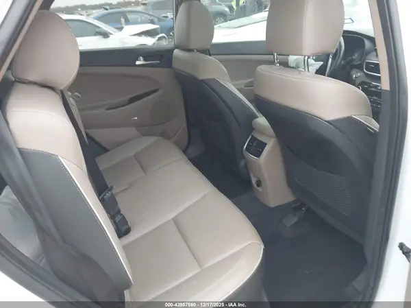KM8J33ALXLU243538 2020 HYUNDAI TUCSON - Image 8