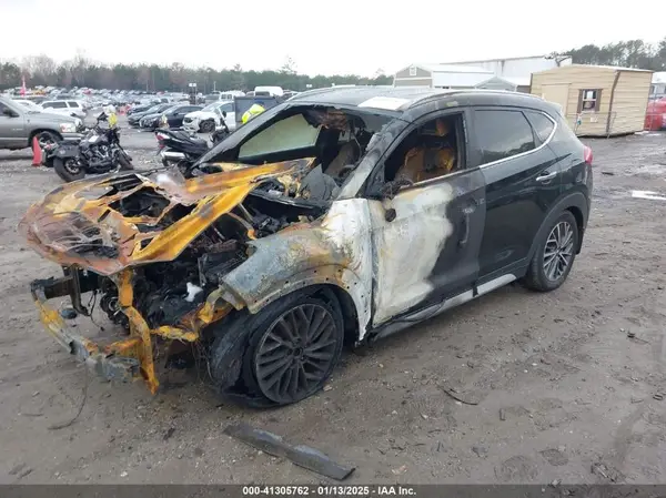KM8J33ALXMU284737 2021 HYUNDAI TUCSON - Image 2