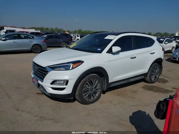 KM8J33ALXMU285225 2021 HYUNDAI TUCSON - Image 2