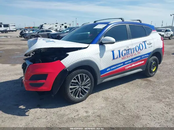 KM8J33ALXMU344712 2021 HYUNDAI TUCSON - Image 2
