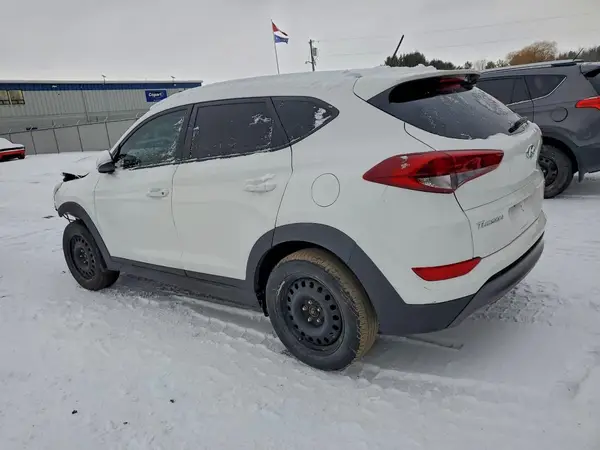 KM8J3CA20GU021586 2016 HYUNDAI TUCSON - Image 2