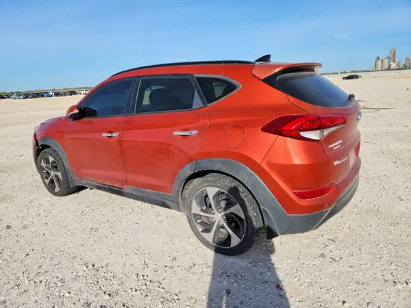 KM8J3CA20GU023886 2016 HYUNDAI TUCSON - Image 2