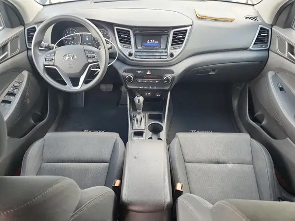 KM8J3CA20GU048027 2016 HYUNDAI TUCSON - Image 8