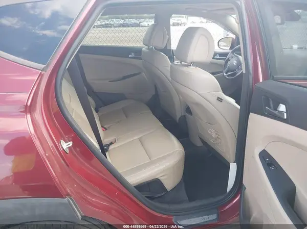 KM8J3CA20GU051283 2016 HYUNDAI TUCSON - Image 8