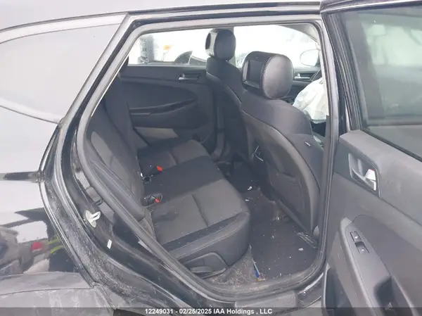 KM8J3CA20GU073932 2016 HYUNDAI TUCSON - Image 8