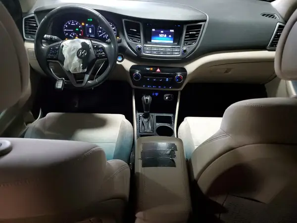 KM8J3CA20GU076636 2016 HYUNDAI TUCSON - Image 8