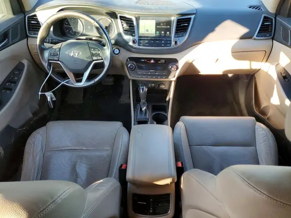 KM8J3CA20GU098720 2016 HYUNDAI TUCSON - Image 8