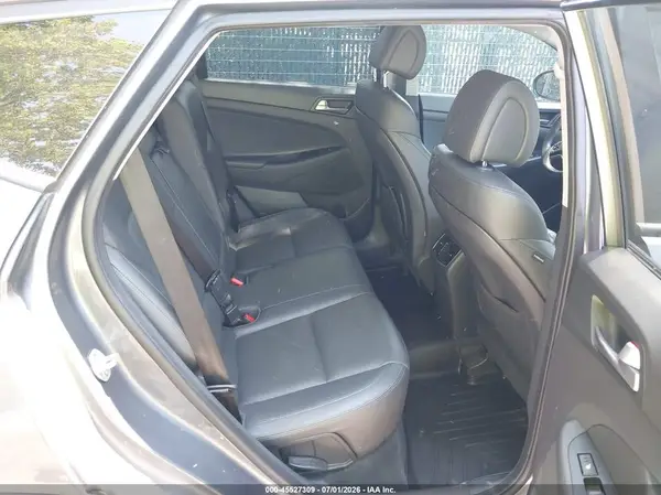 KM8J3CA20GU100255 2016 HYUNDAI TUCSON - Image 8
