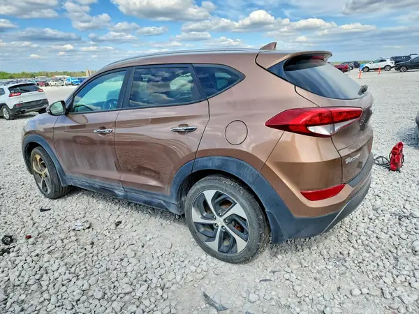 KM8J3CA20GU122305 2016 HYUNDAI TUCSON - Image 2