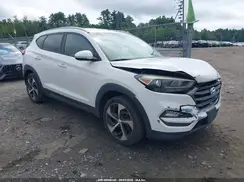 KM8J3CA20GU125401 2016 HYUNDAI TUCSON