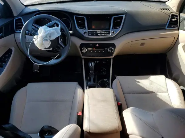 KM8J3CA20GU135541 2016 HYUNDAI TUCSON - Image 8
