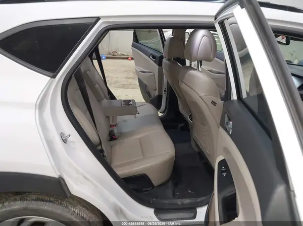 KM8J3CA20GU137015 2016 HYUNDAI TUCSON - Image 8
