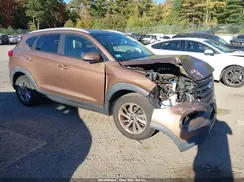 KM8J3CA20GU155272 2016 HYUNDAI TUCSON