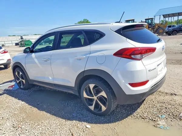 KM8J3CA20GU166868 2016 HYUNDAI TUCSON - Image 2