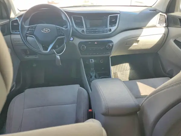 KM8J3CA20GU166868 2016 HYUNDAI TUCSON - Image 8