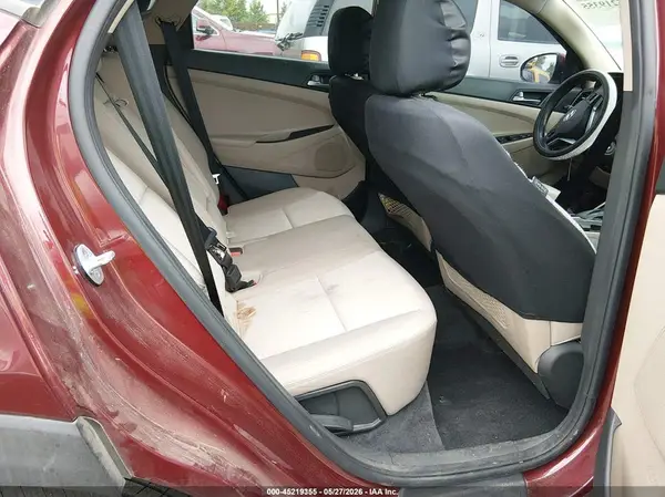 KM8J3CA20GU178647 2016 HYUNDAI TUCSON - Image 8