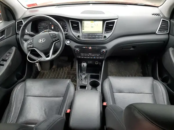 KM8J3CA20GU179653 2016 HYUNDAI TUCSON - Image 8