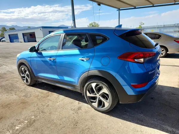 KM8J3CA20GU218967 2016 HYUNDAI TUCSON - Image 2