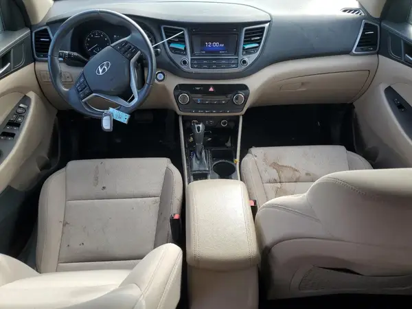 KM8J3CA20GU221075 2016 HYUNDAI TUCSON - Image 8