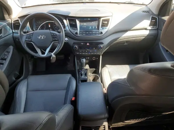 KM8J3CA20GU239558 2016 HYUNDAI TUCSON - Image 8