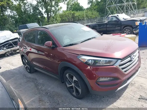 KM8J3CA20HU277504 2017 HYUNDAI TUCSON - Image 1